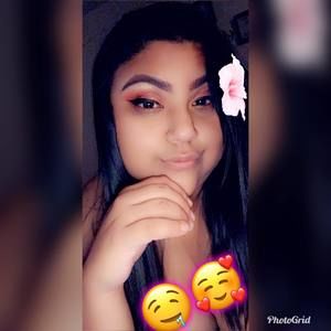 Meet your Posher, Leticia